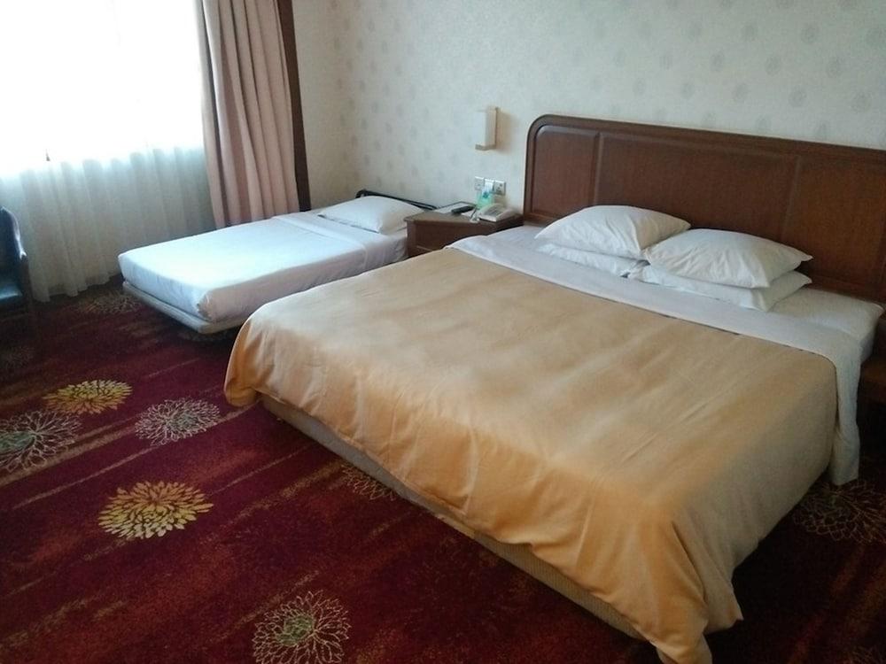 Sabah Hotel Сандакан Экстерьер фото