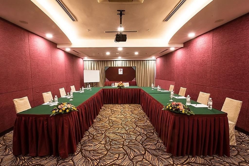 Sabah Hotel Сандакан Экстерьер фото